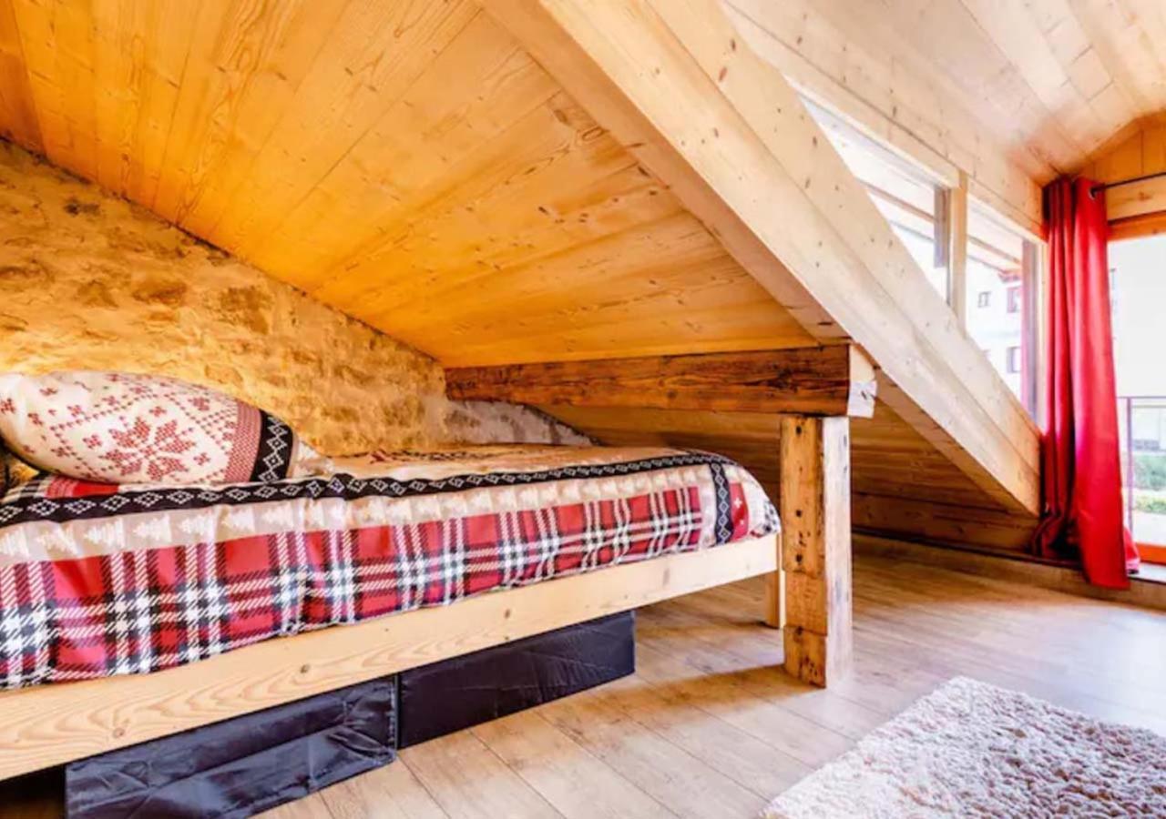 Appartement Au Bord Du Cosy Avec Terrasse *